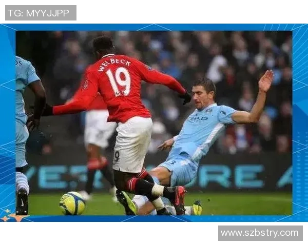 足球左边锋传奇球星的号码背后故事与历史影响解析